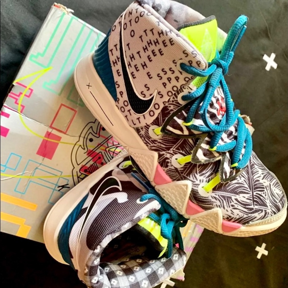 Now Kyrie Kybrid S2 Sneakers